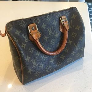 Louis Vuitton Speedy